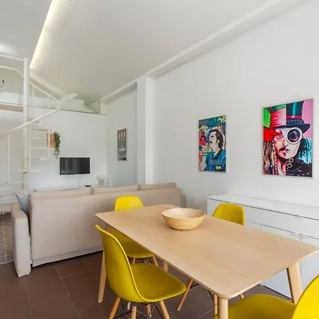Διαμέρισμα Rosario Duplex